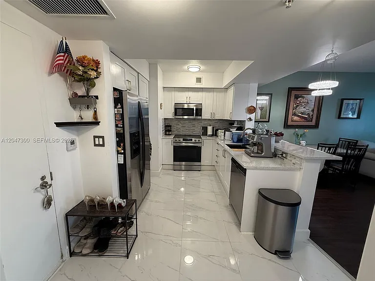 1745 E Hallandale Beach Blvd #304W — Photo 1