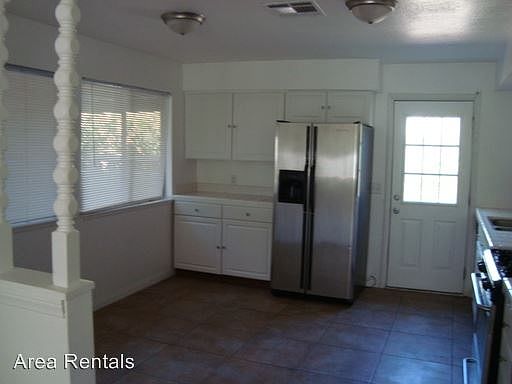 2nd image of 2060 Harvard Dr