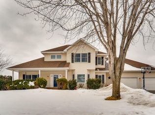 3011 Edward St N, Maplewood, MN 55109