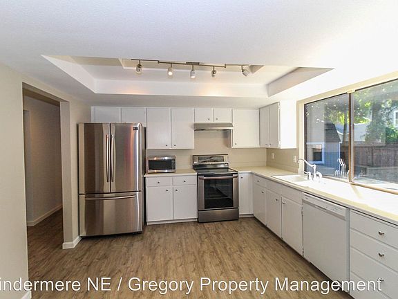 5th image of 12819 NE 110th Ct