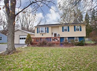 616 Valley Dr W, Chittenango, NY 13037