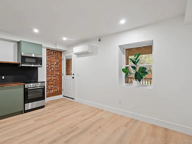 117 Lander St #3 — Photo 33