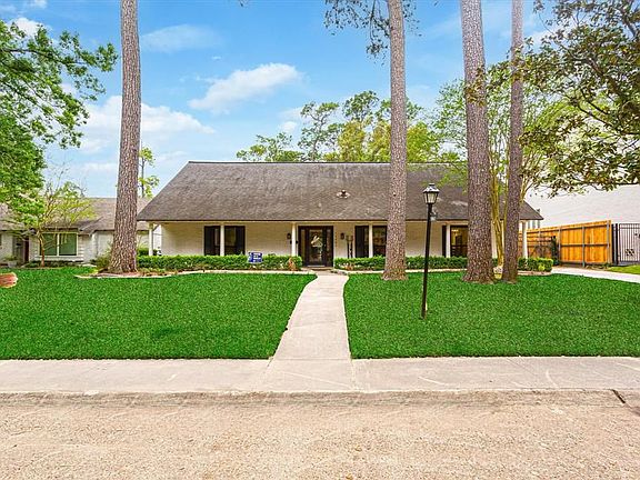 4th image of 10007 Briar Dr