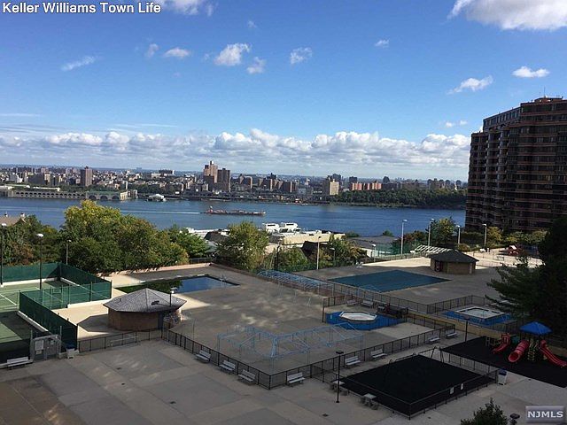 1st image of 300 Winston Dr APT 611