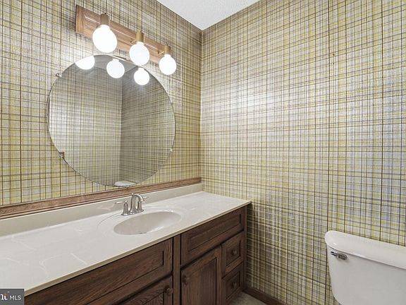 3rd image of 1177 Ramblewood Dr