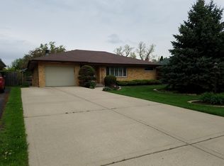 129 W Belmont Ave, Bensenville, IL 60106
