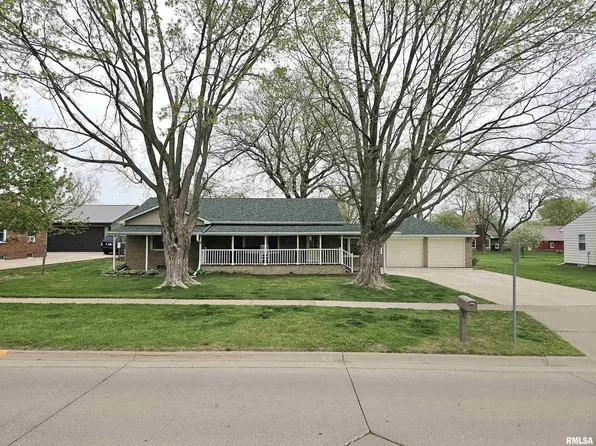 718 Cypress St, Wilton, IA 52778