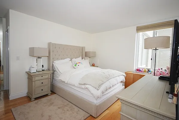 Sold by BSD Realty Worldwide Inc | media 3