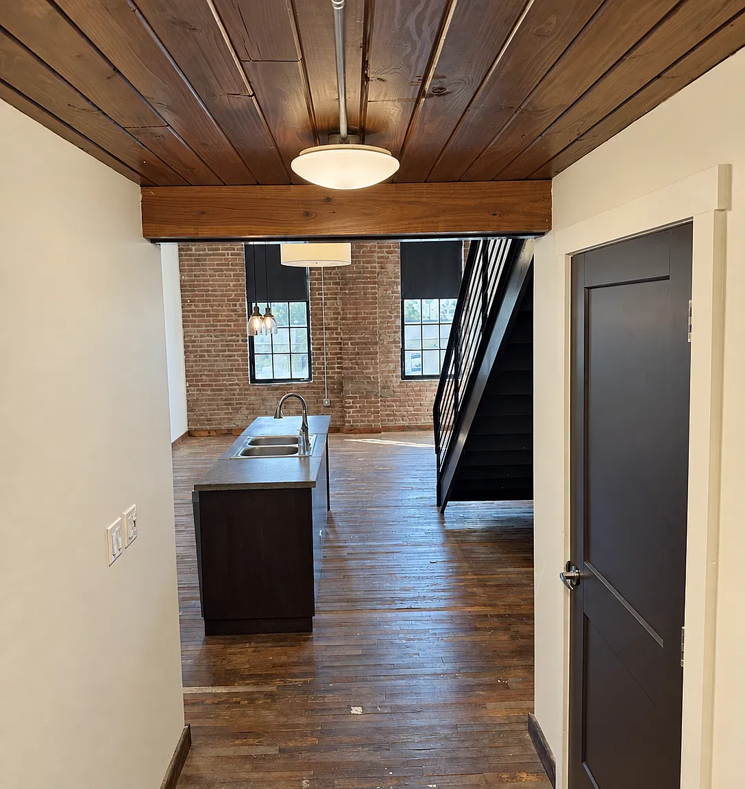 1 bed, $1,100 — Photo 2
