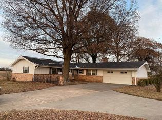 5069 Old Wire Rd, Springdale, AR 72764