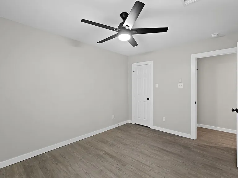6121 Ridgemont St #C — Photo 12