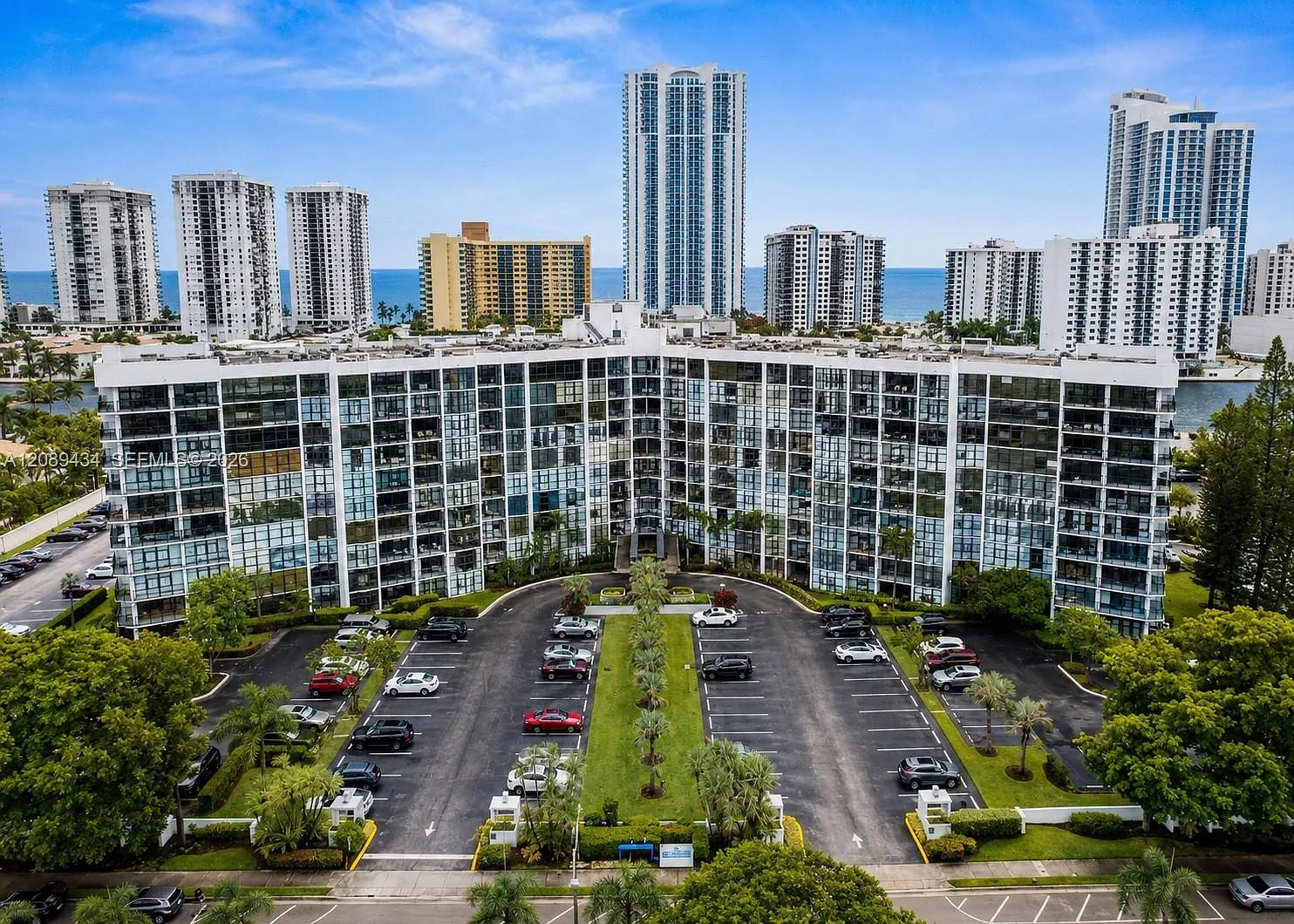 Oceanview Park Condo — Photo 2