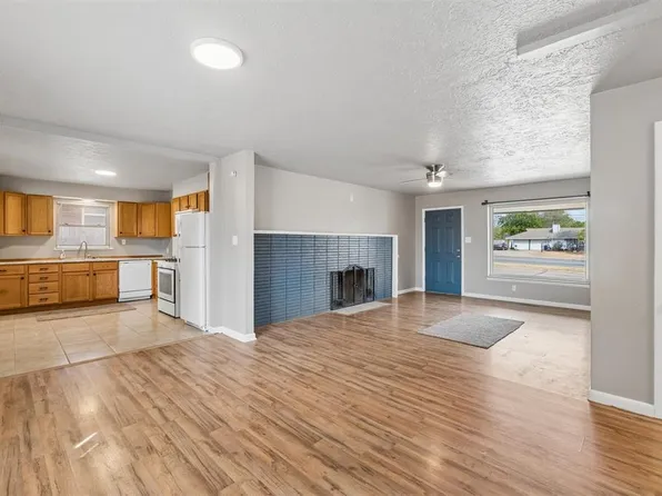 120 E Morningside Dr, Midwest City, OK 73110