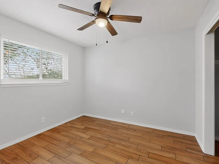 225 Hanosh Ct SE #3 — Photo 21