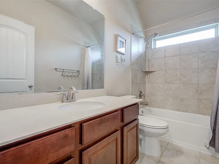 12902 Oak Falls Dr — Photo 42