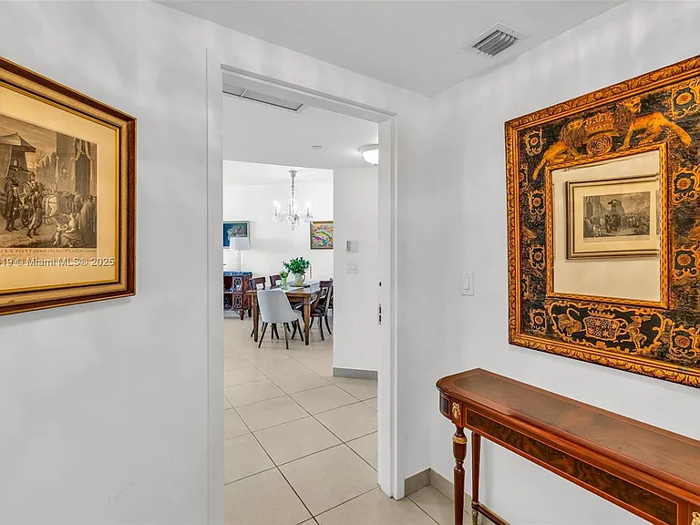 9559 Collins Ave #S8-G — Photo 8