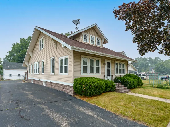 407 E Michigan Ave, Paw Paw, MI 49079