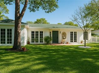 626 Rudder Rd, Naples, FL 34102