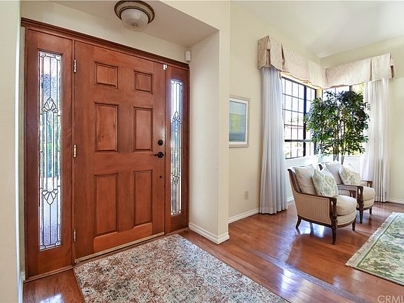 5th image of 2674 Hillside Dr