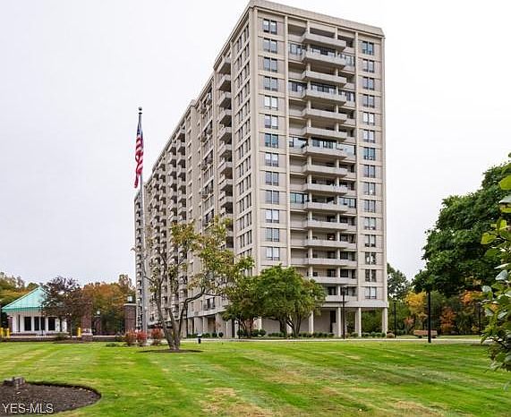 1st image of 1 Bratenahl Pl APT 409