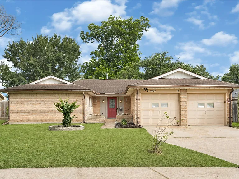 11427 Sagegrove Ln — Photo 1