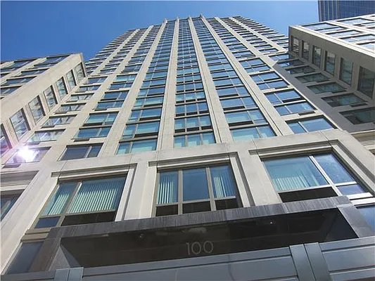 Rented by R New York | media 7