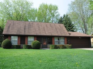 1980 Blueberry Ln, Aurora, IL 60506