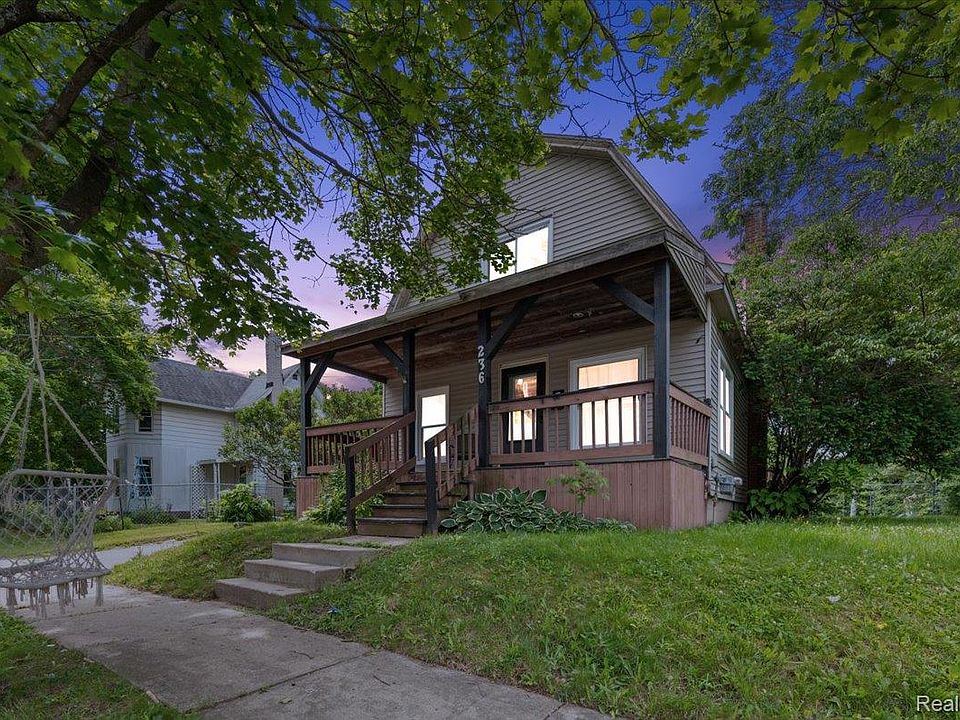 1st image of 236 Lynn St