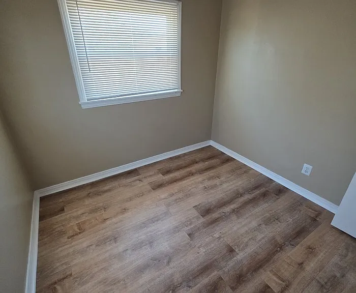 3311 Storey Ave — Photo 7