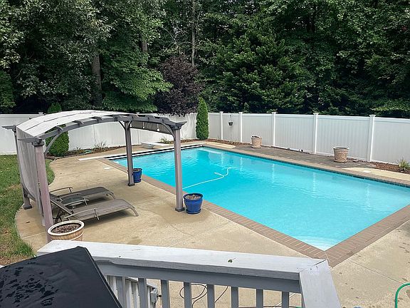 Very private backyard 