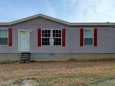 400 S Maple St, Ina, IL, 62846