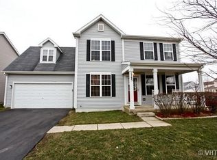 1745 Rebecca Ln, Aurora, IL 60504