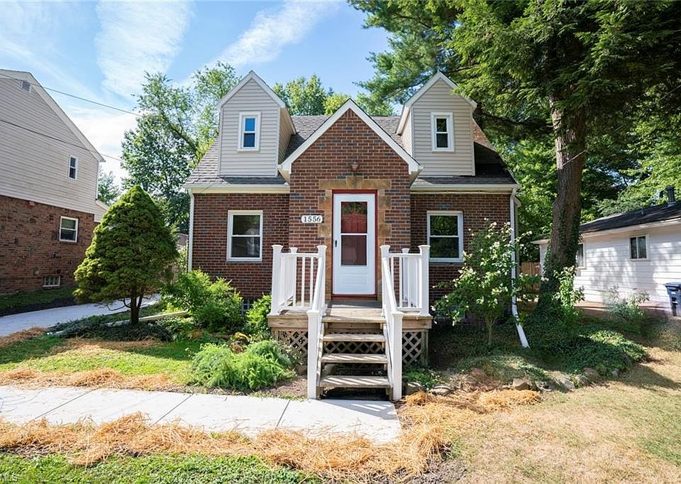 1st image of 1556 Marlowe Ave