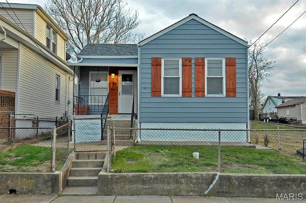 124 W Cartwright Ave photo 1