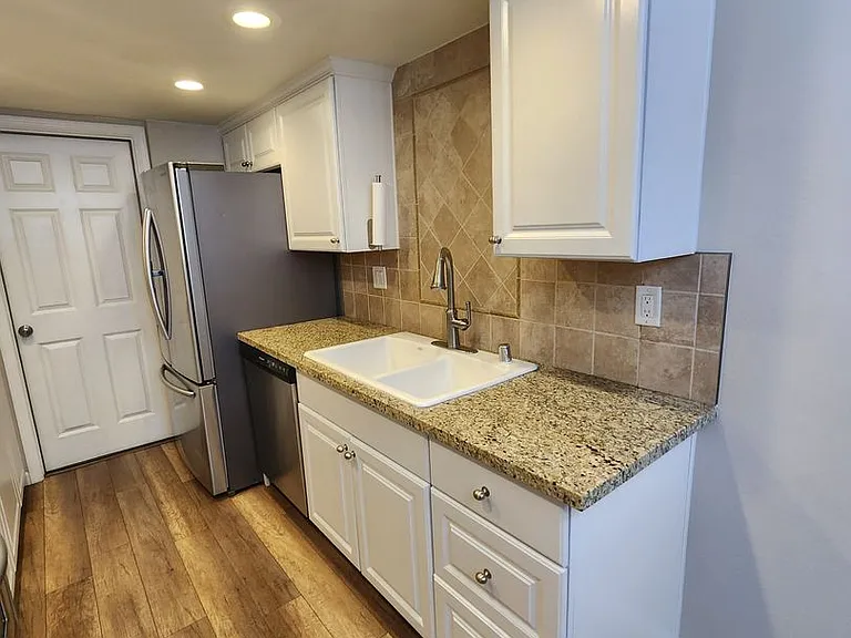 1744 Longbranch Ave — Photo 8
