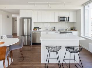 1441 Saint Georges Ave #E1105, North Vancouver, BC V7L3J4