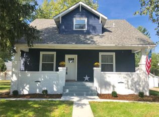 113 N Main St, Moro, IL 62067