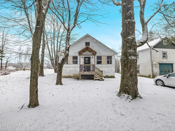 219 Pocono Rd, Pocono Summit, PA 18346