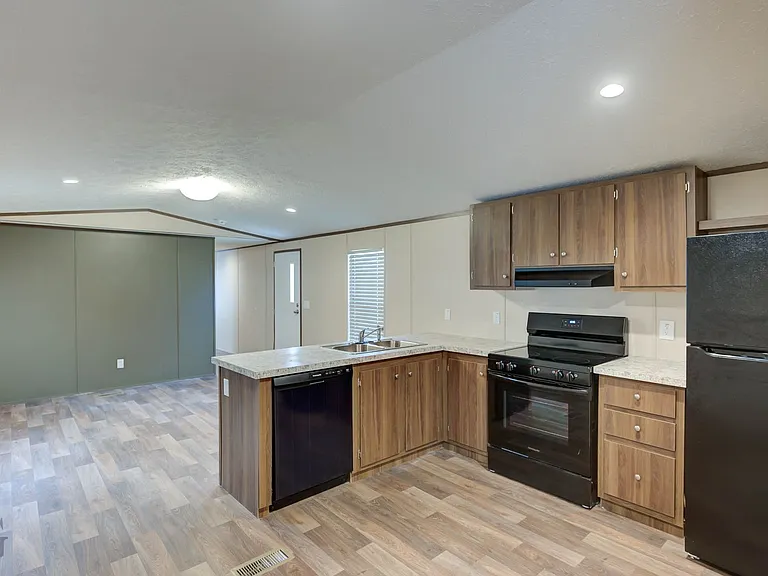 Hillside Mobile Home Park — Photo 18
