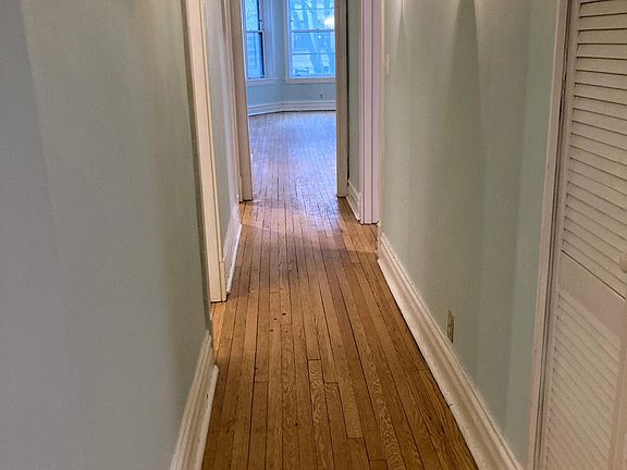 3rd image of 1225 W Farwell Ave #1
