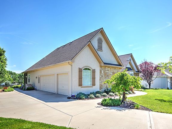 2nd image of 2504 SW Winterwood Cir