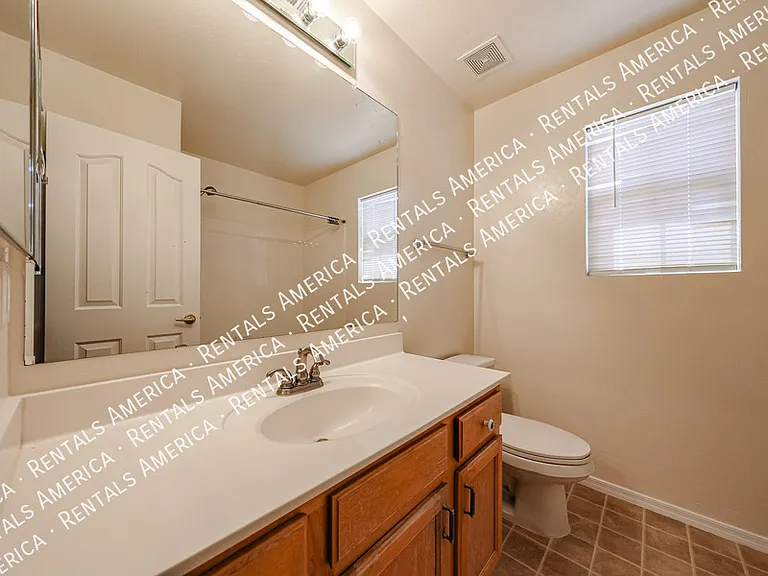 528 W Mountain Sage Dr — Photo 24