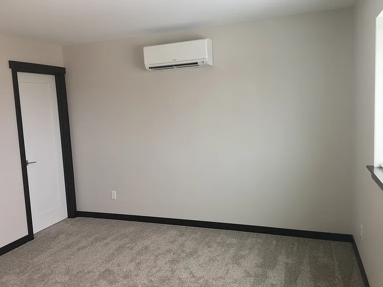 2300 N Landon Ln — Photo 32