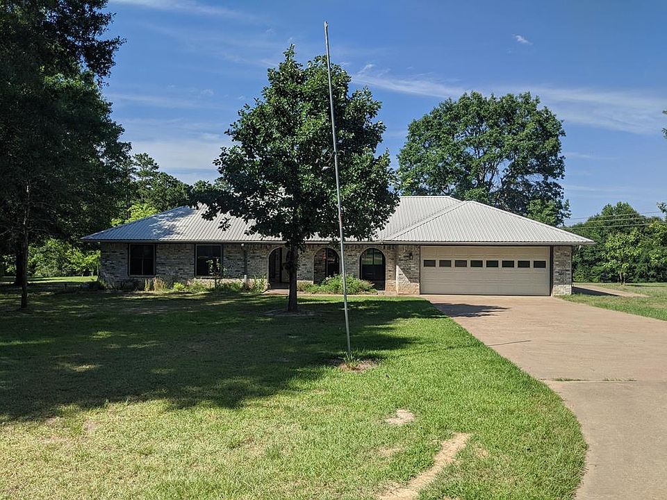 1st image of 210 County Road 811