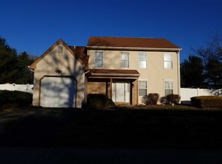 32 Vincent Dr, Burlington, NJ 08016