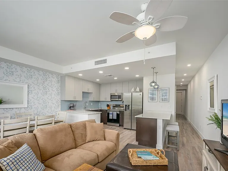 1703 N Tamiami Trl #205 — Photo 9