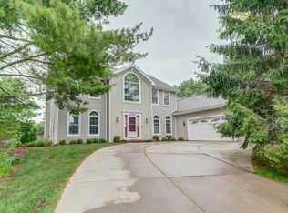 6302 Sleepy Hollow Cir, Middleton, WI 53562