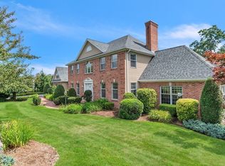8 Echo Hill Rd, Wilbraham, MA 01095