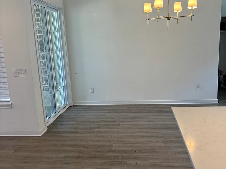 15109 Larchwood Dr — Photo 33