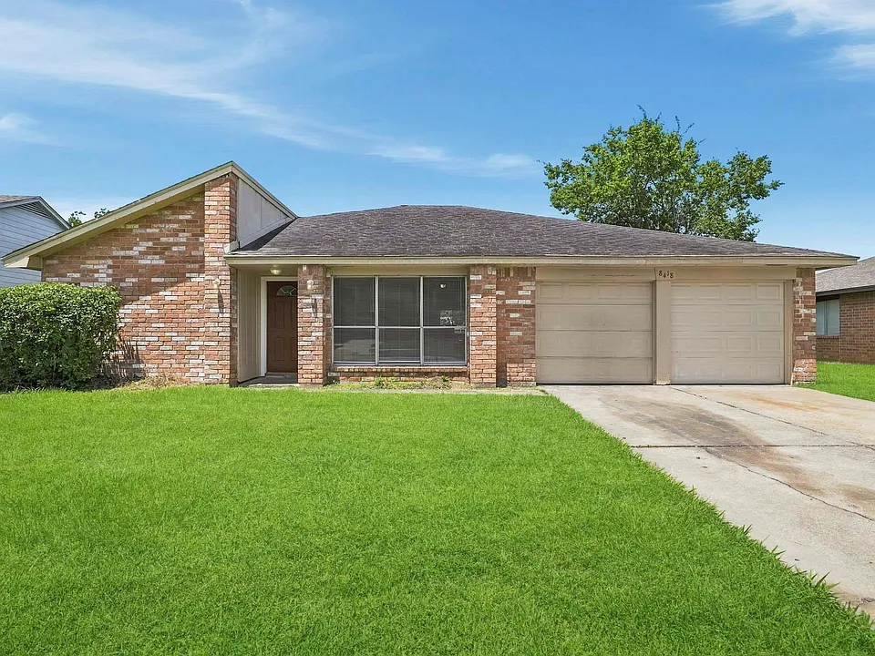 8418 Lone Quail Dr